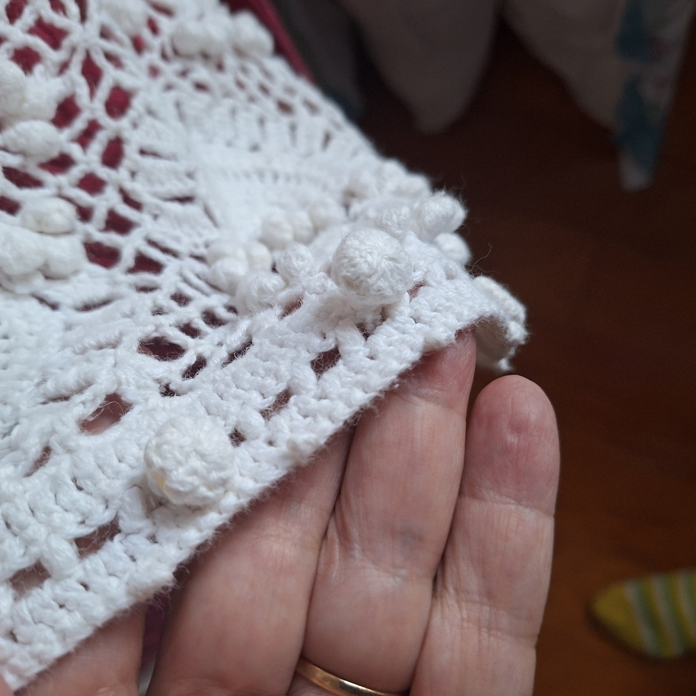 White Lace Popcorn Crochet Vest Women's - Picture 8 of 12